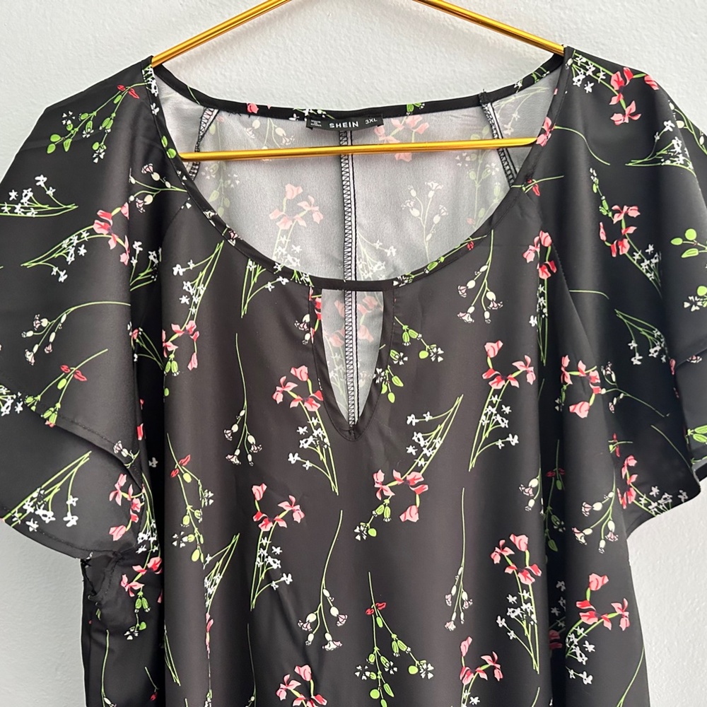 SHEIN FLORAL PRINT RUFFLE SLEEVE DRESS - Picture 2 of 7